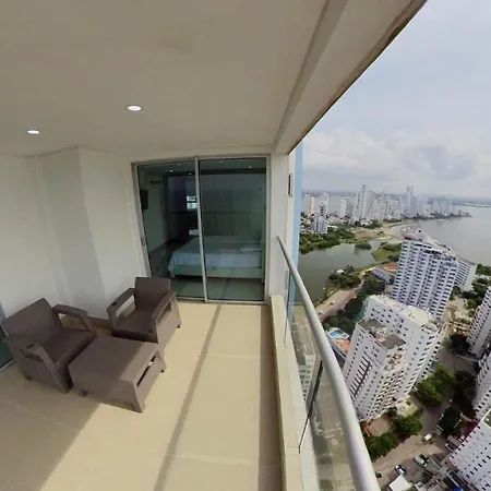 3 Bedrooms 33rd Floor Apartamento Cartagena